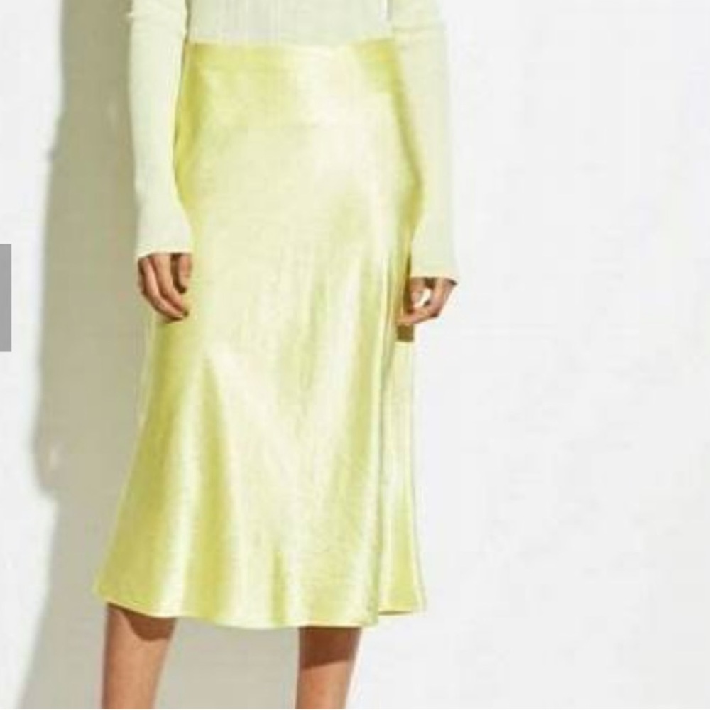 Vince pull on skirt